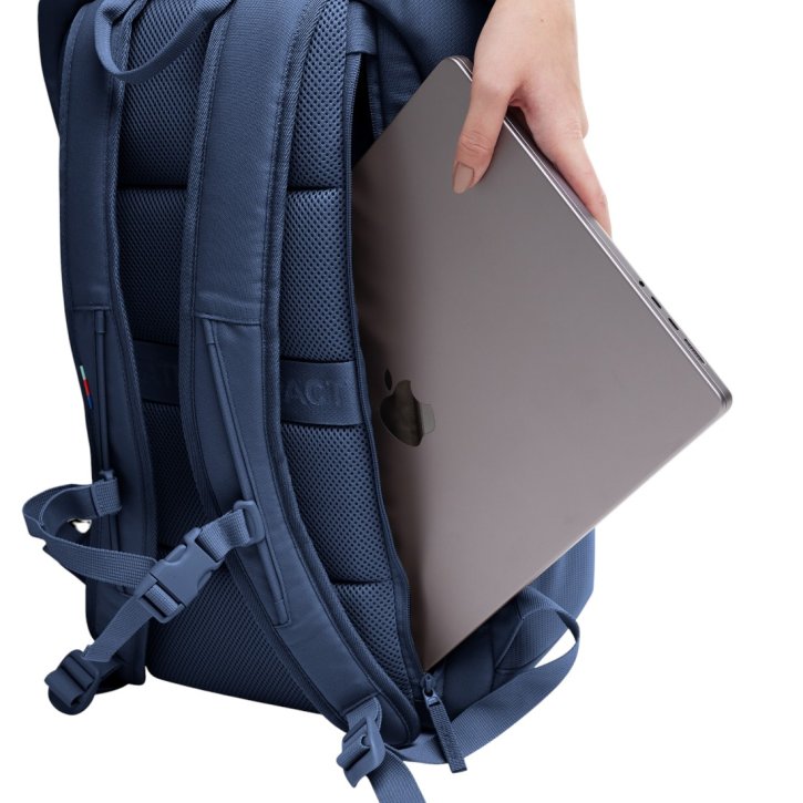 GOTBAG. Pro Pack Laptoprucksack ocean blue